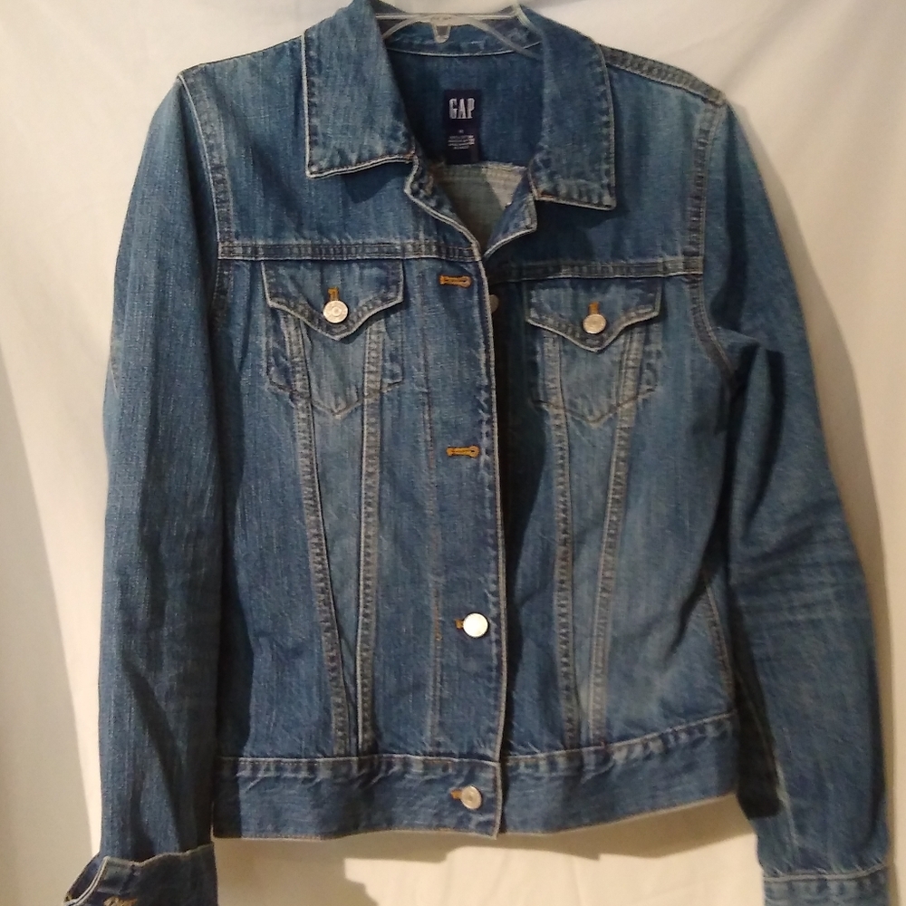 Gap classic denim jacket